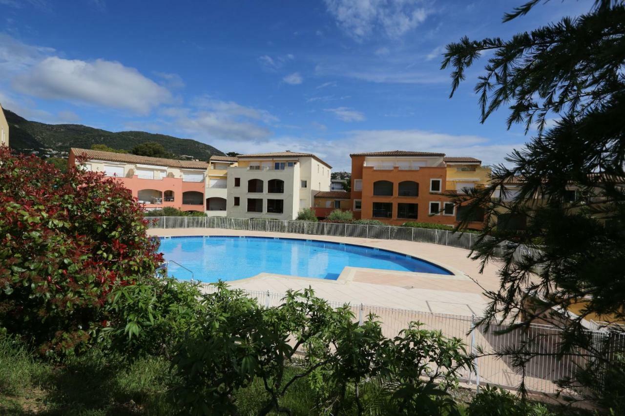 Appartement Au Domaine Des Lavandiers Cavalaire-sur-Mer Exterior foto